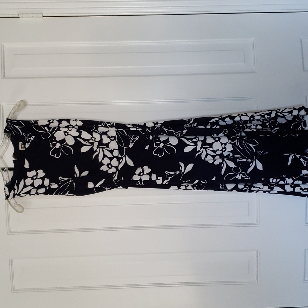 Lovely Floral Jersey Midi Dress